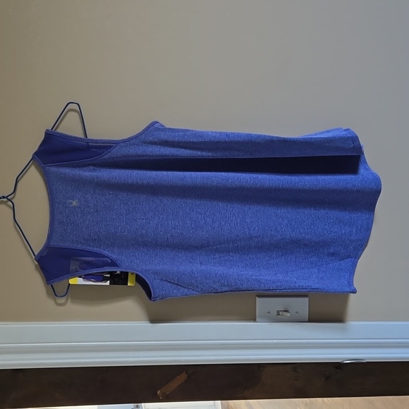 Workout Tank - Picture 4 of 6